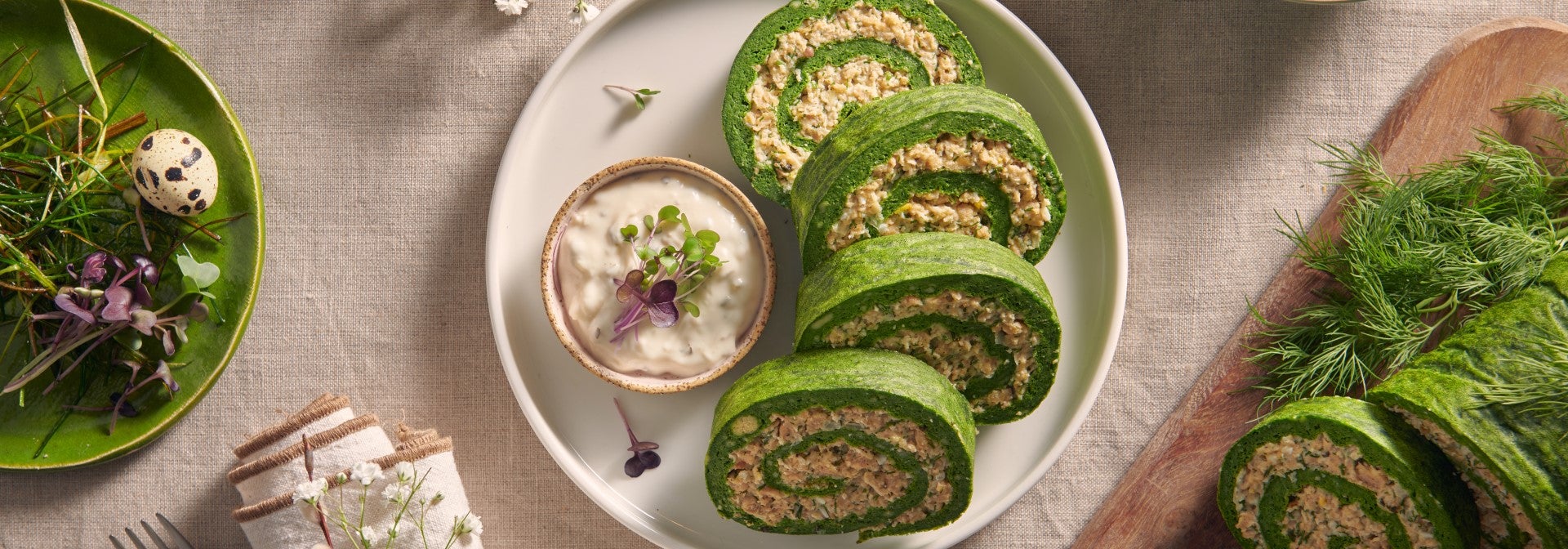Wielkanocna rolada ze szpinakiem i Wegańskim Kotletem Mielonym
