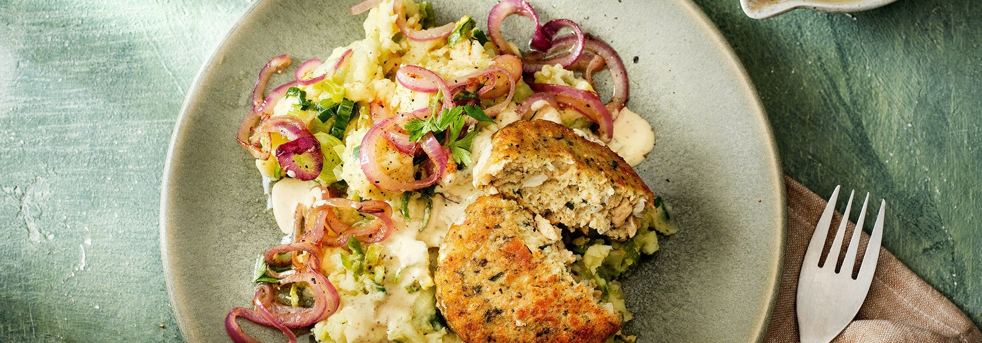 Frikandellen with leek mustard stew