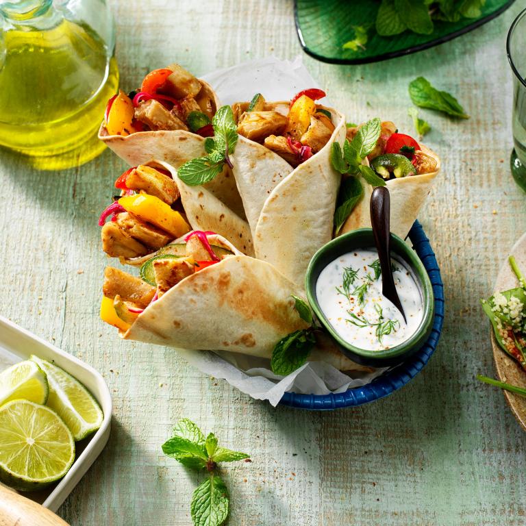 Mini Wraps with Vegan Filet Pieces