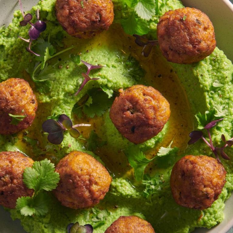 Zielony hummus z Wegańskim Falafelem