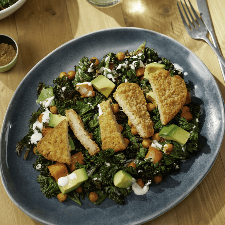 Wegański sznycel z jarmużową sałatką | Garden Gourmet